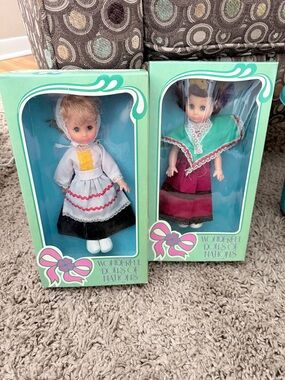 Kids Dolls Set - Green Box with White & Burgundy Outfits